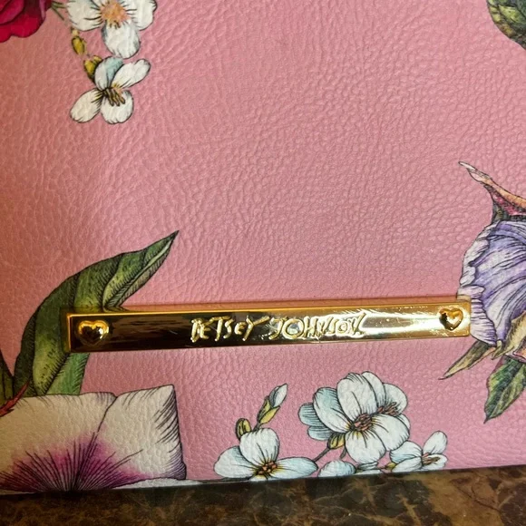 Betsey Johnson Floral Pink Crossbody Bag - Picture 6 of 9